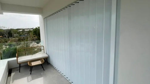 cantarrana-instalacion-cortinas-anticiclonicas-riviera-maya
