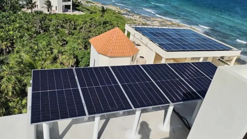 cantarrana-paneles-solares-edifico-punta-sur